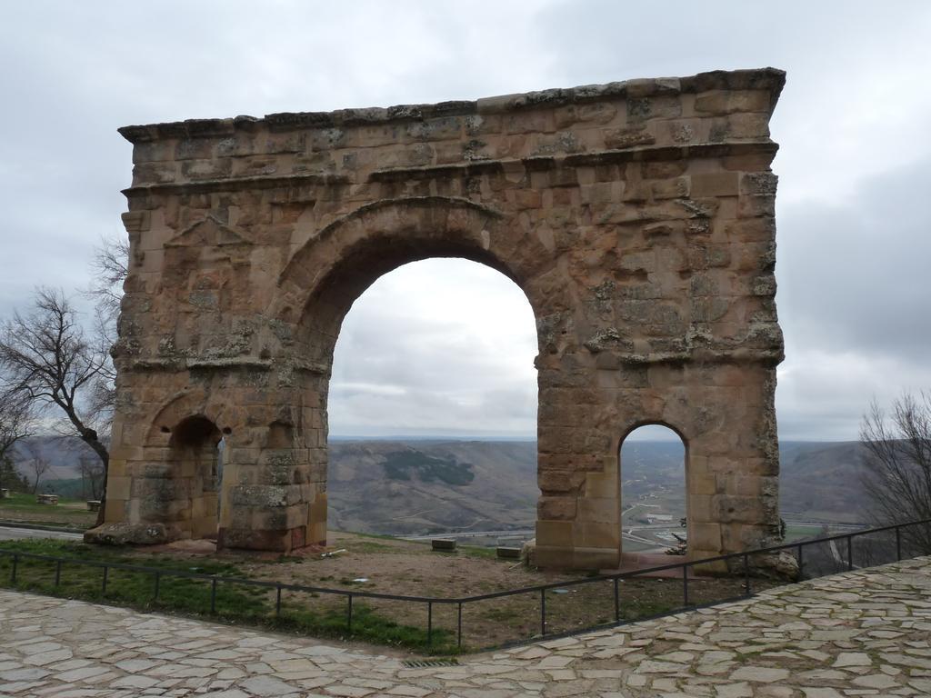 Hostal Nicolas Medinaceli Dış mekan fotoğraf